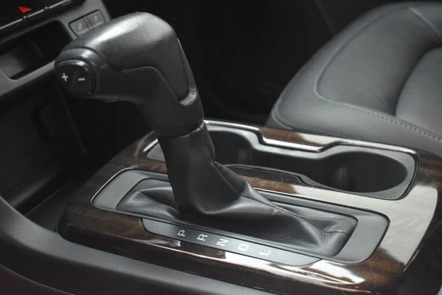Used 2019 Gray GMC SLT image 28