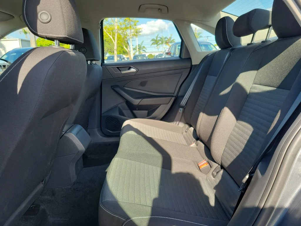 Used 2025 Gray Volkswagen 1.5T S image 7