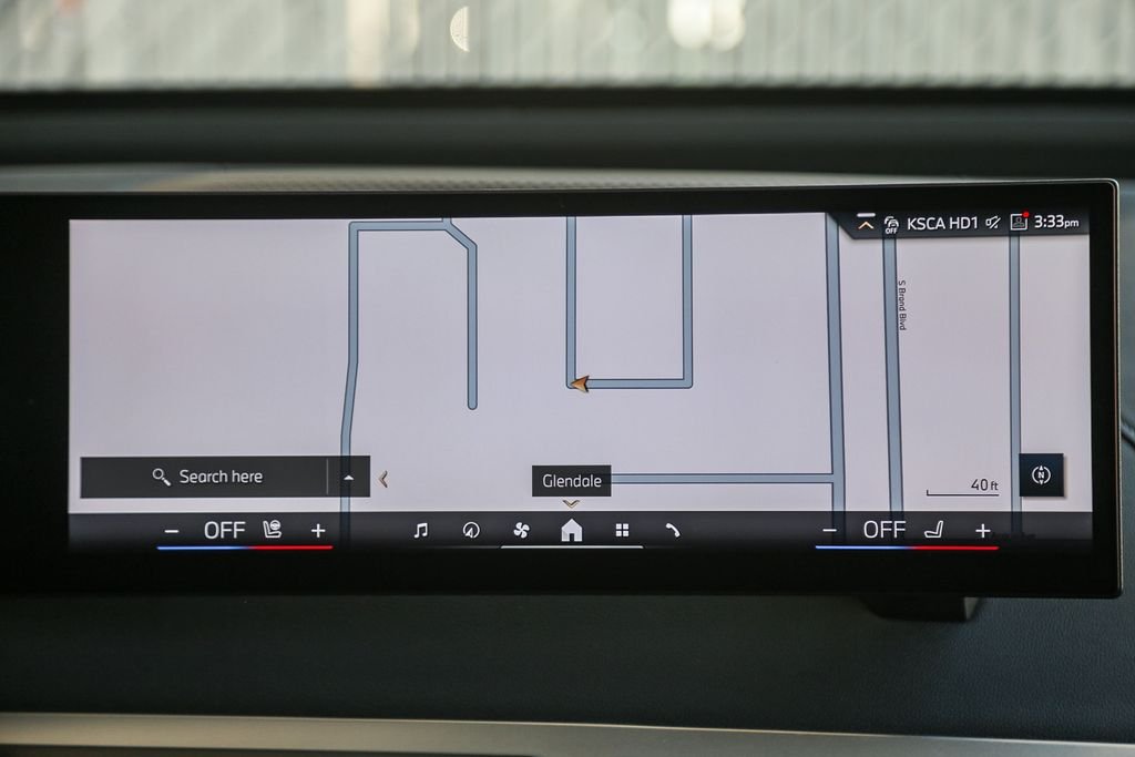 2025 BMW iX 50 - Photo 10