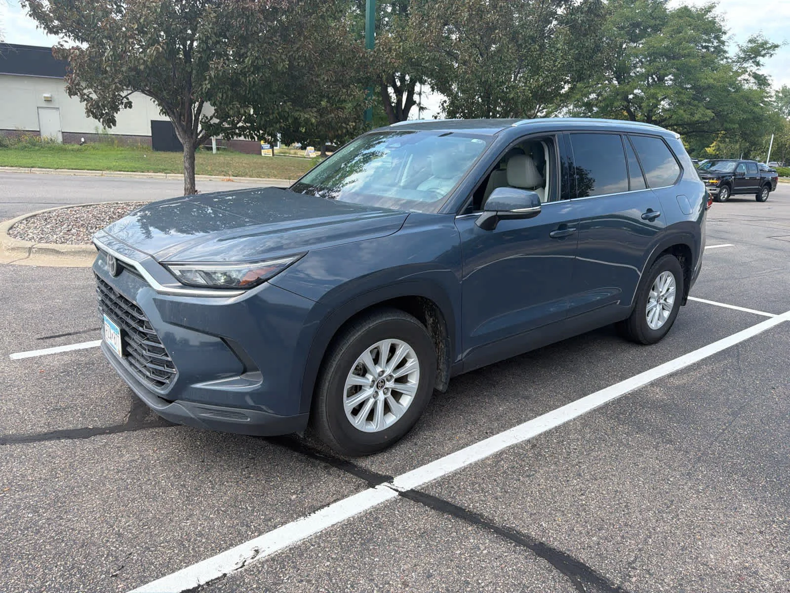 Used 2024 Storm Cloud Toyota XLE image 6