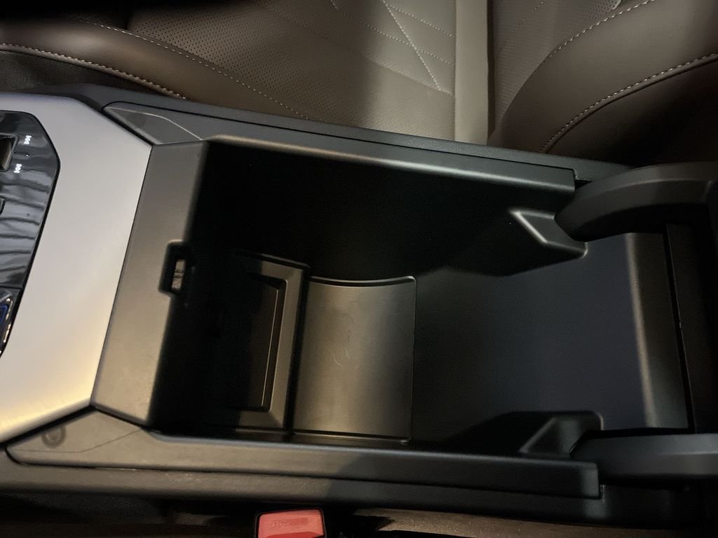 New 2026 Black Sapphire Metallic BMW M50 xDrive image 21