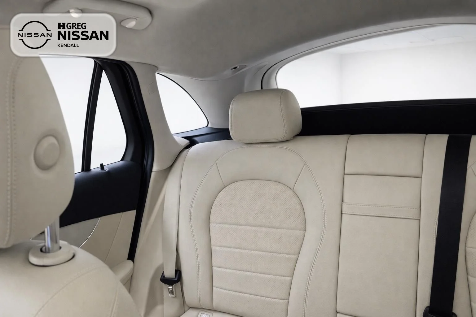 Used 2022 Black Mercedes-Benz GLC 300 image 14