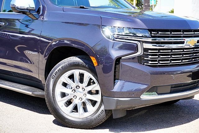 Used 2024 Gray Chevrolet Premier image 3