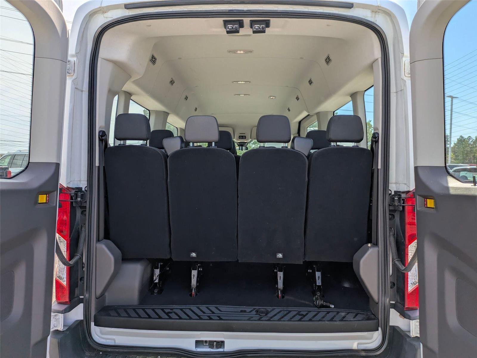 Used 2023 Oxford White Ford XLT image 20