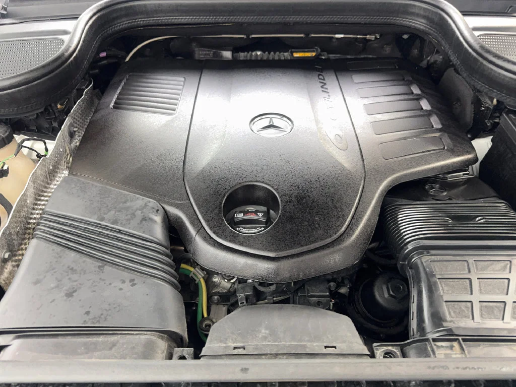 Used 2025 White Mercedes-Benz GLS 450 image 80