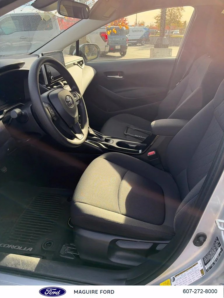 Used 2021 Classic Silver Metallic Toyota LE image 10