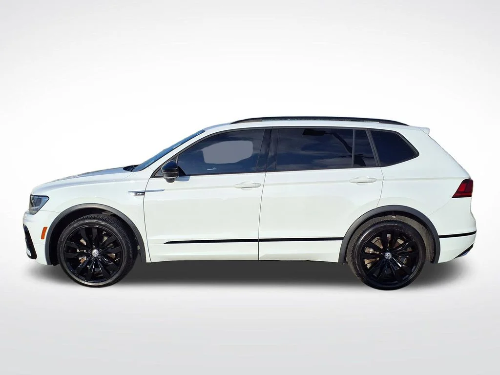 Used 2021 White Volkswagen 2.0T SE R-Line Black image 5
