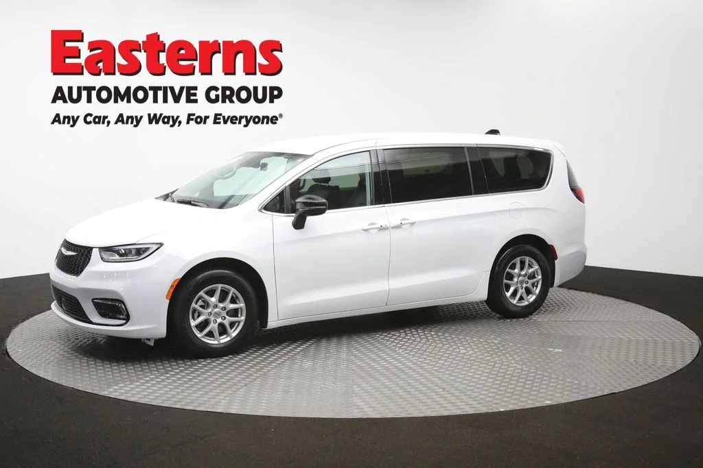 Used 2024 White Chrysler Touring L image 58