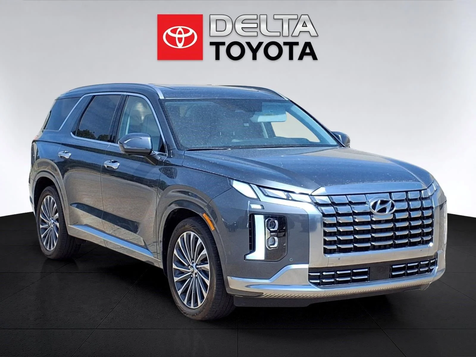 Used 2024 Steel Graphite Hyundai Calligraphy image 7