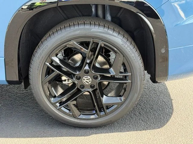 New 2026 Blue Volkswagen 2.0T SE R-Line Black image 6