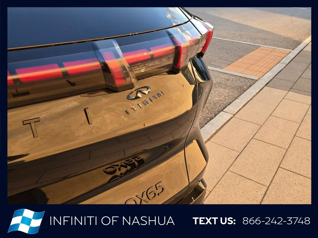 New 2027 MINERAL BLACK INFINITI Autograph AWD image 13