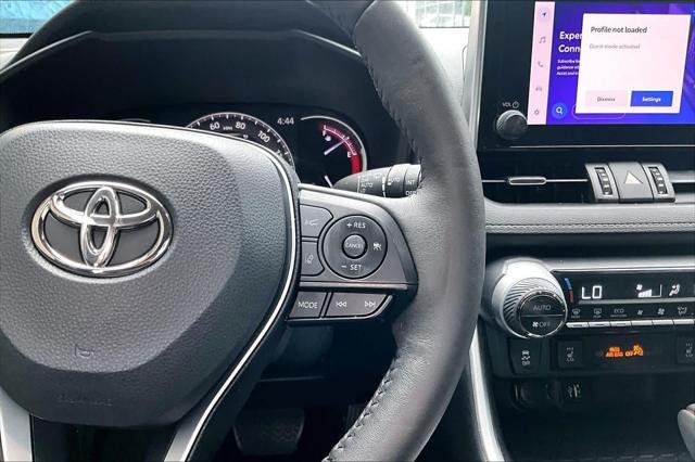 Certified Used 2023 MAGNETIC GRAY MET. Toyota  image 25