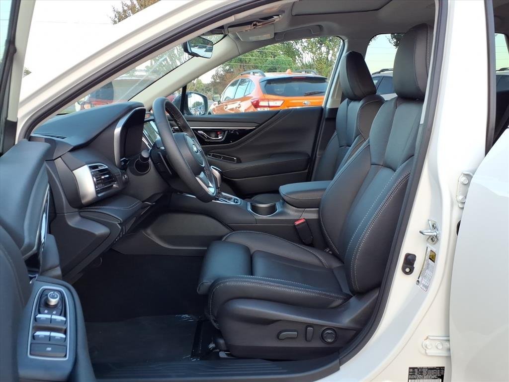 Used 2025 WHITE Subaru Limited image 15