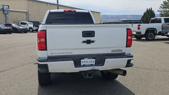 Used 2018 SUMMIT WHITE Chevrolet High Country image 8