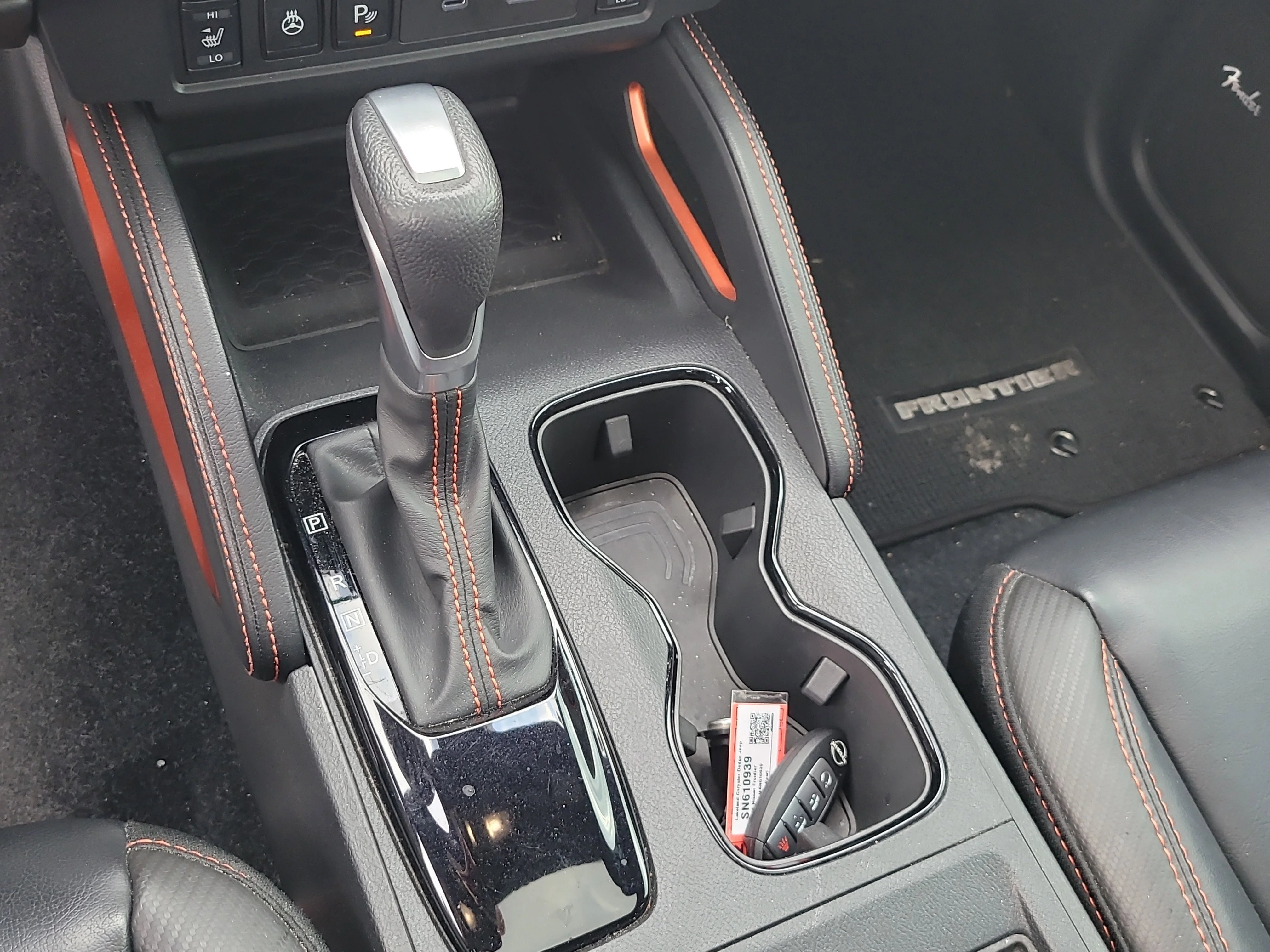 Used 2025 Boulder Gray Pearl Nissan PRO-X image 28