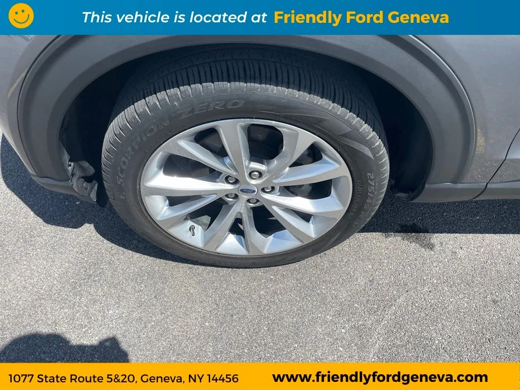 Used 2023 Gray Metallic Ford Platinum image 9