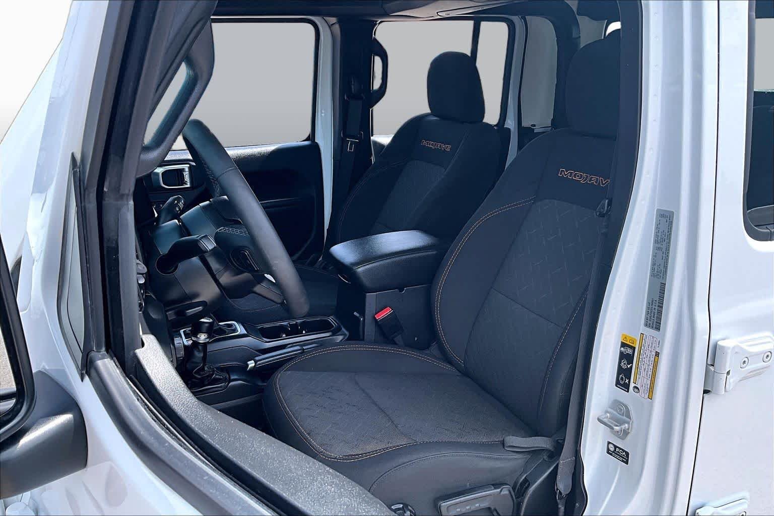 Used 2026 Bright White Clearcoat Jeep Mojave image 8