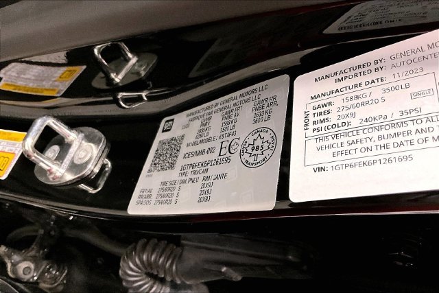 Used 2023 Onyx Black GMC Denali image 40