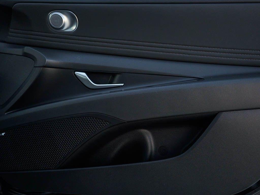 New 2026 Abyss Black Hyundai Limited Sedan FWD image 32