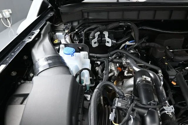 Used 2024 Black Ford Everglades image 33