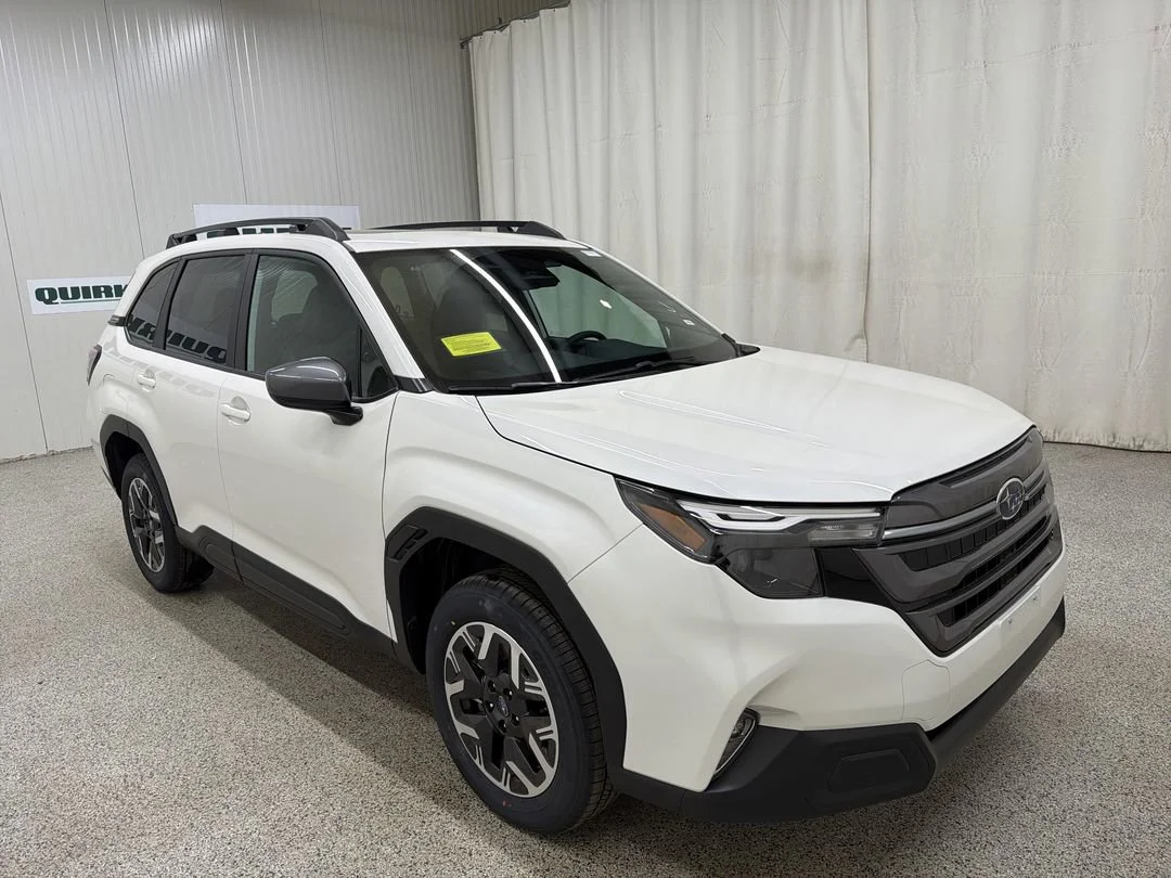 New 2026 Crystal White Pearl Subaru Premium image 3