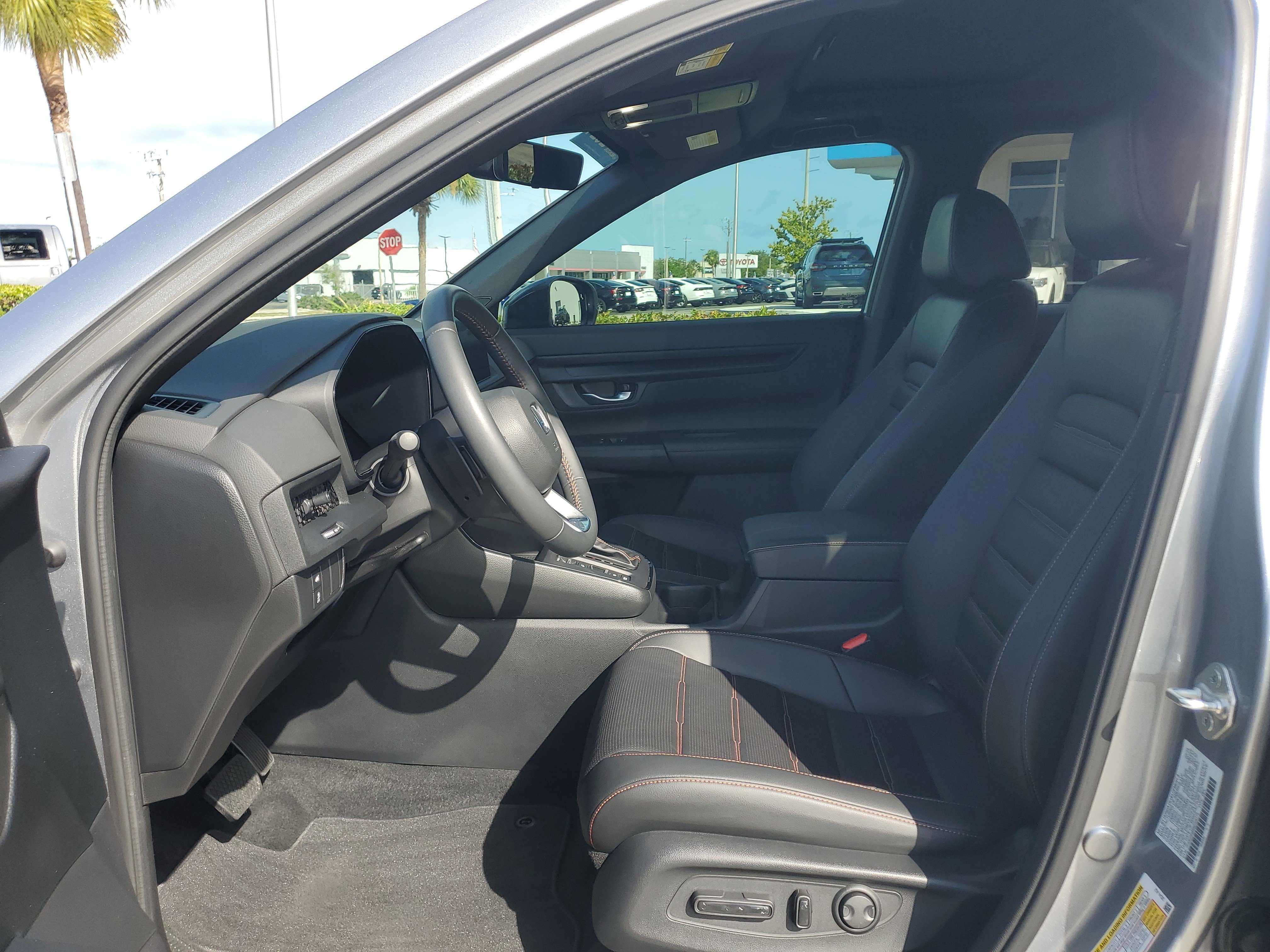 Used 2024 Lunar Silver Metallic Honda Sport-L image 21