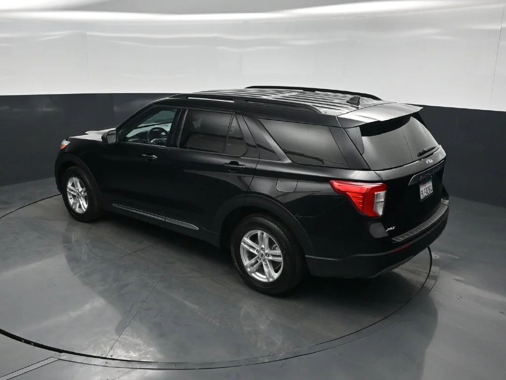 Certified Used 2023 Black Ford XLT image 41
