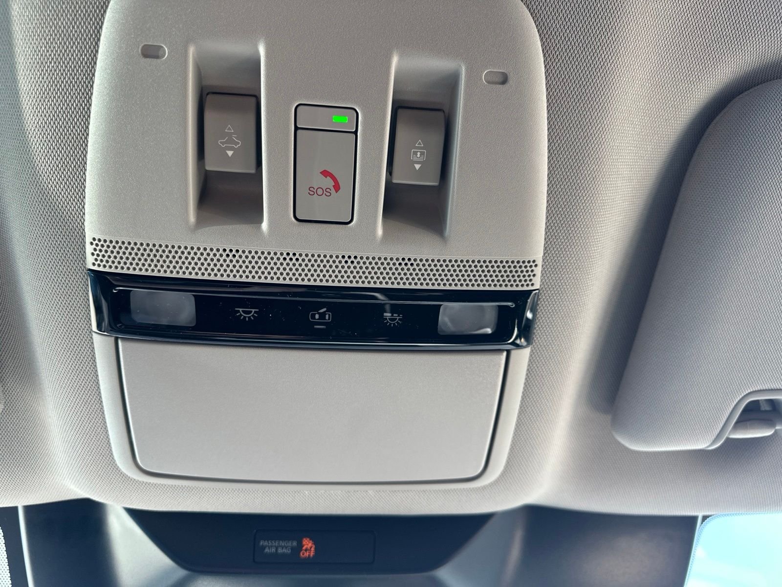 New 2026 White Nissan Platinum image 78