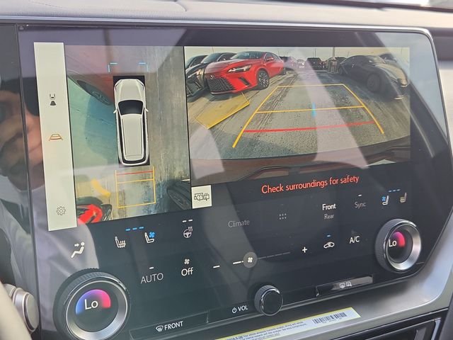 New 2026 Matador Red Mica Lexus PREMIUM image 17