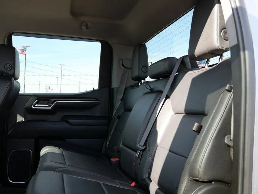 Used 2023 Sterling Metallic GMC SLT image 16