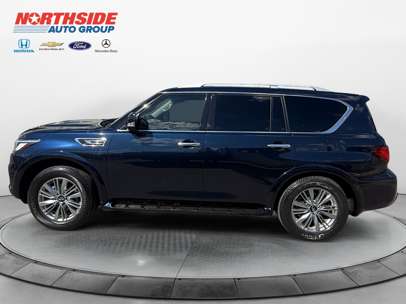 Used 2022 Hermosa Blue INFINITI LUXE image 4