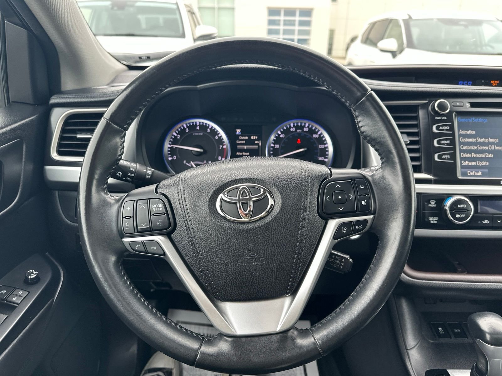 Used 2017  Toyota XLE image 53