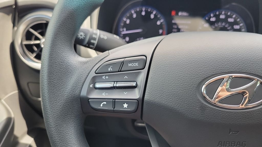 2023 Hyundai Kona SEL - Photo 22