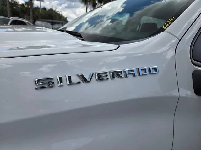Used 2023 Summit White Chevrolet Custom image 3