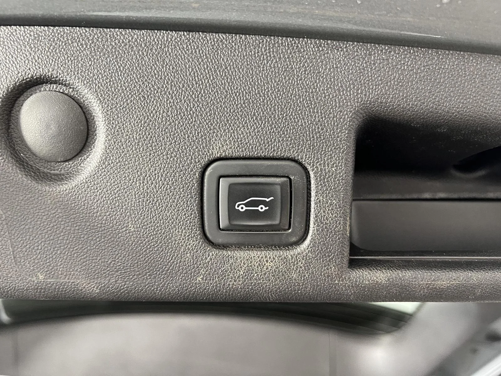 Used 2024 Sterling Gray Metallic Chevrolet LT image 20