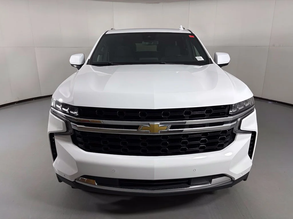 Used 2023 White Chevrolet LS image 3