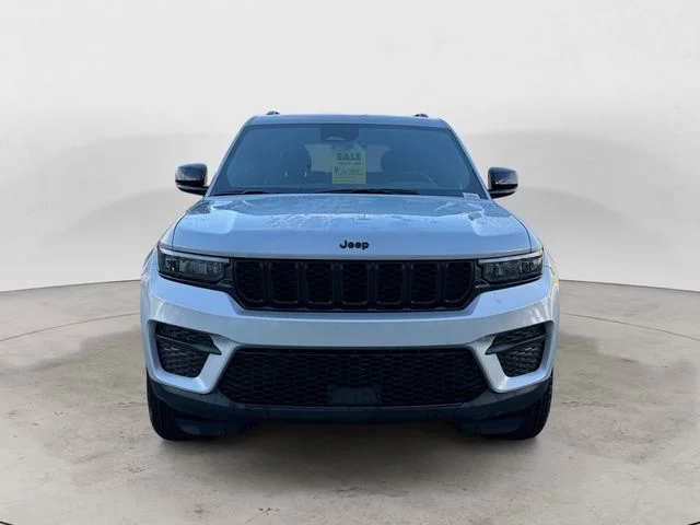 2025 Jeep Grand Cherokee Altitude - Photo 8