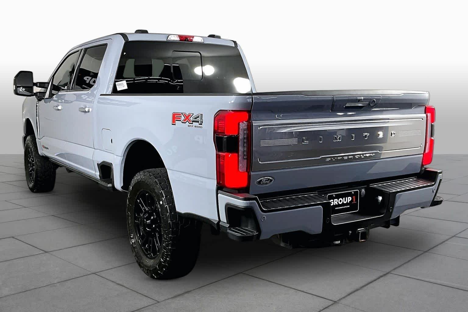 Used 2024 Glacier Gray Metallic Tri-Coat Ford Limited image 11