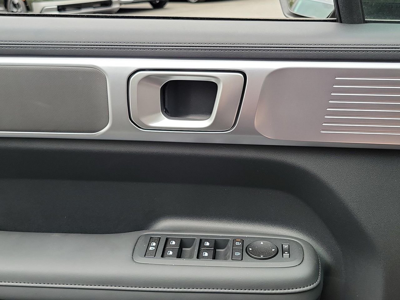 New 2026 Rockwood Green Hyundai SEL image 12