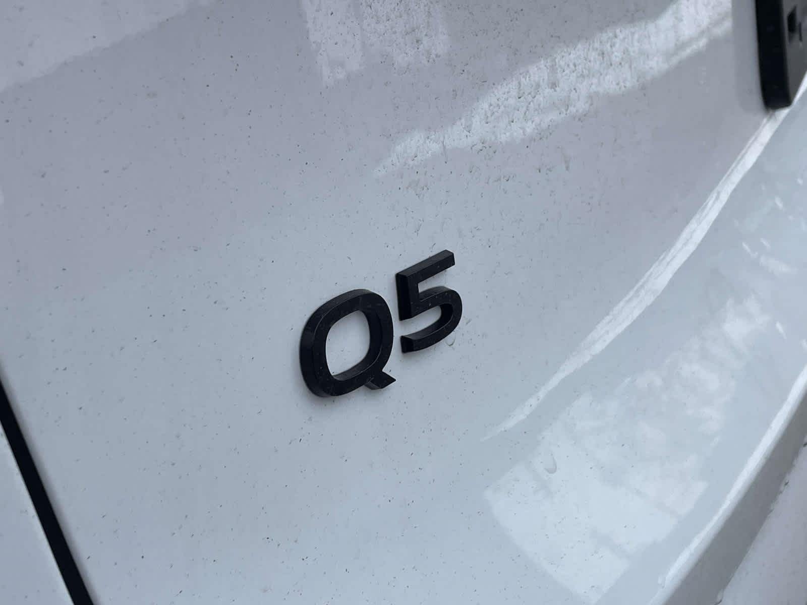 New 2025 Glacier White Metallic Audi Premium Plus image 11