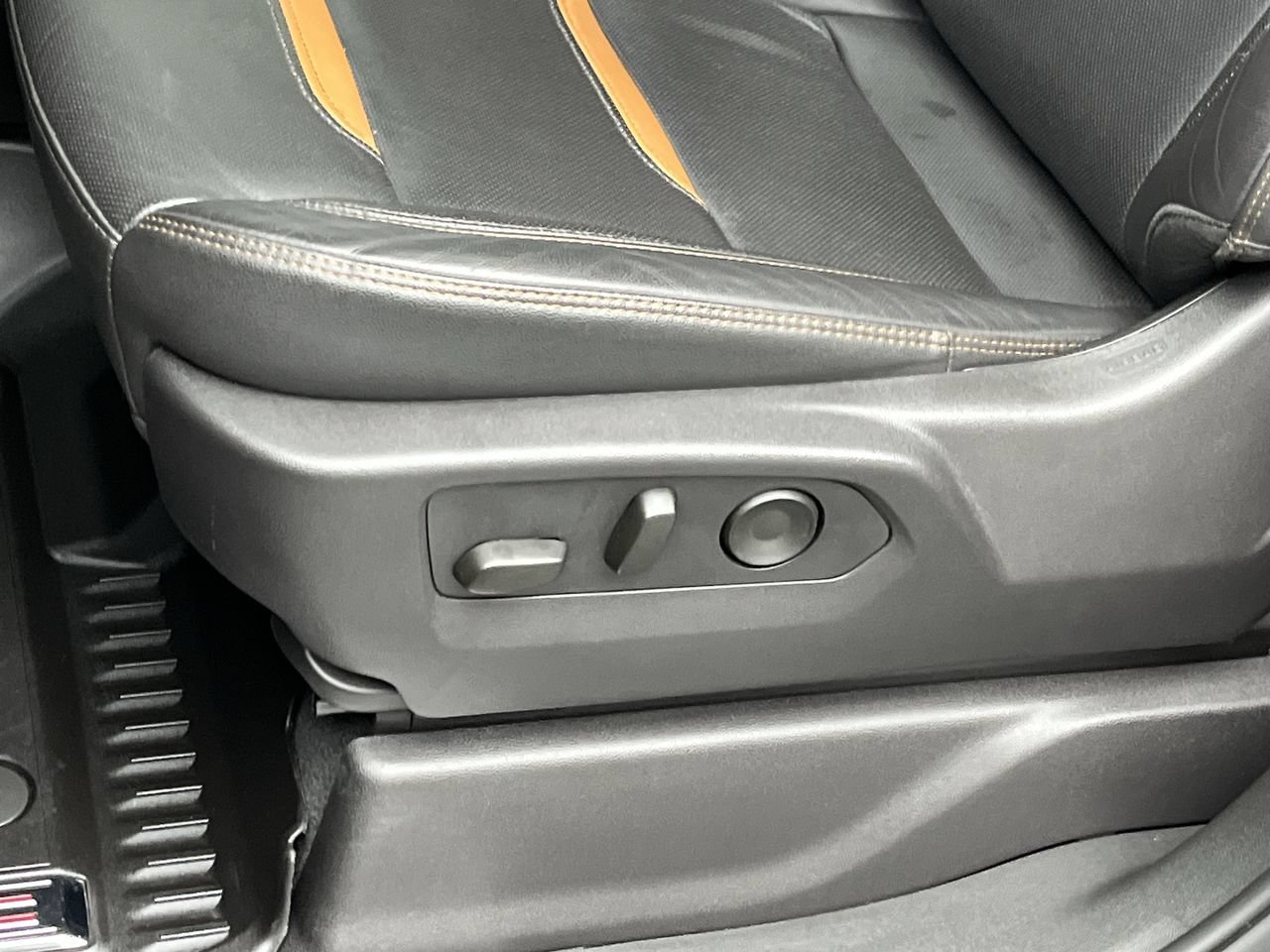 Certified Used 2024 Onyx Black GMC AT4 image 12