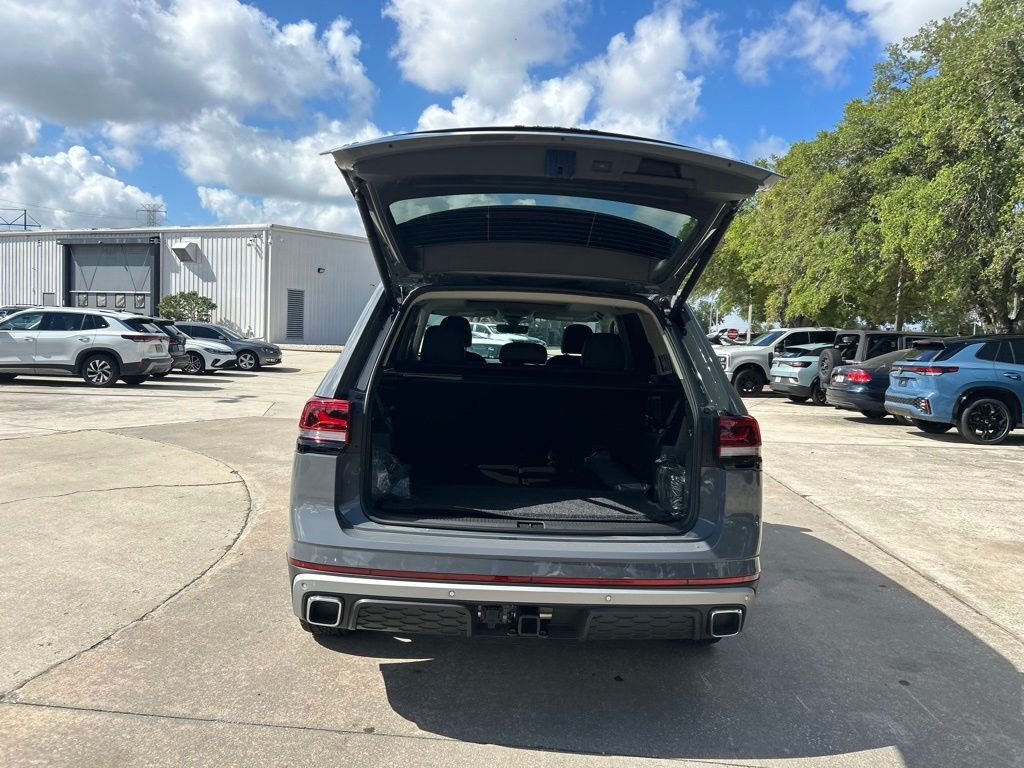 New 2026 Gray Volkswagen 2.0T Peak Edition image 45