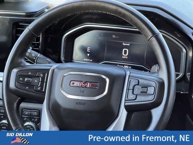 2025 GMC Sierra 1500 SLT - Photo 9