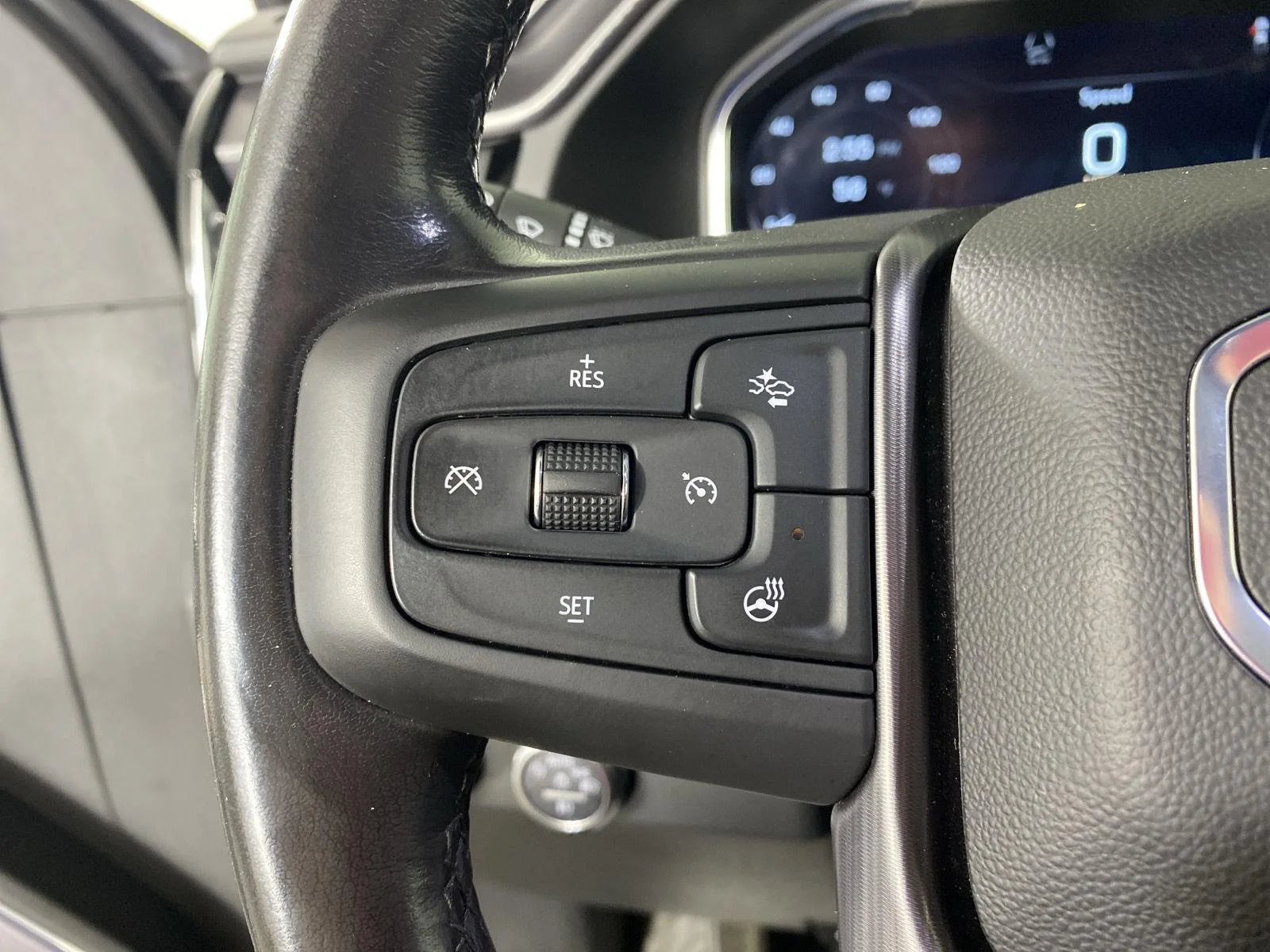 Used 2025 Onyx Black GMC Denali Ultimate image 24
