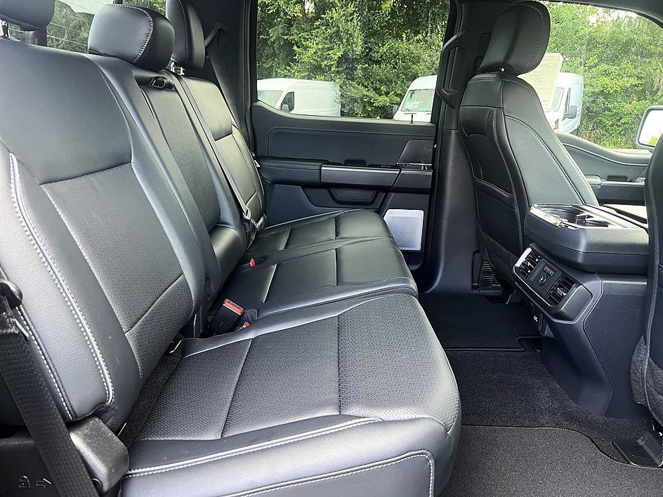 New 2026 Agate Black Metallic Ford Lariat® image 22