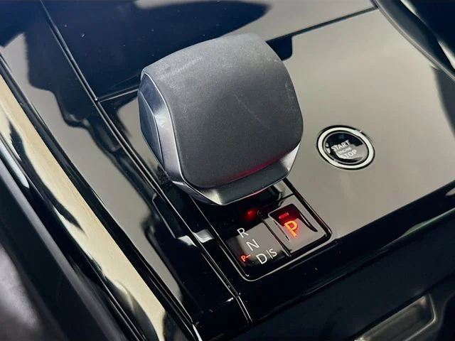 Certified Used 2024 Black Land Rover Dynamic SE image 19