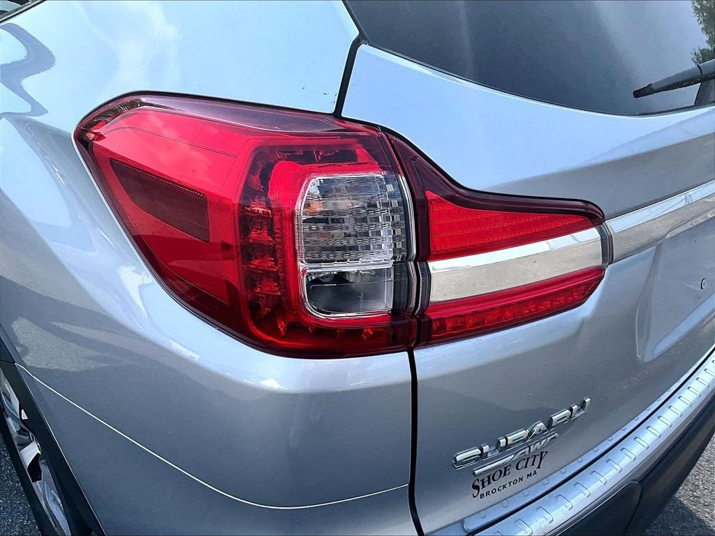 Used 2019 Ice Silver Metallic Subaru Premium image 32