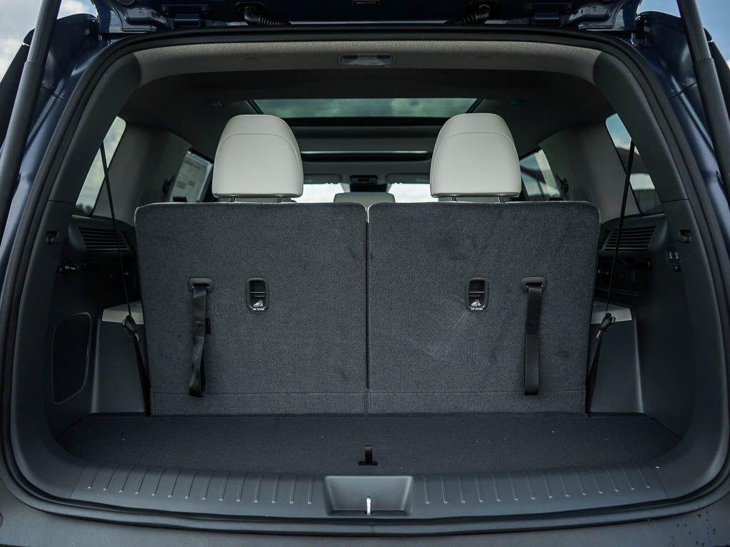 New 2026 Atlantis Blue Hyundai Limited 7P AWD image 34