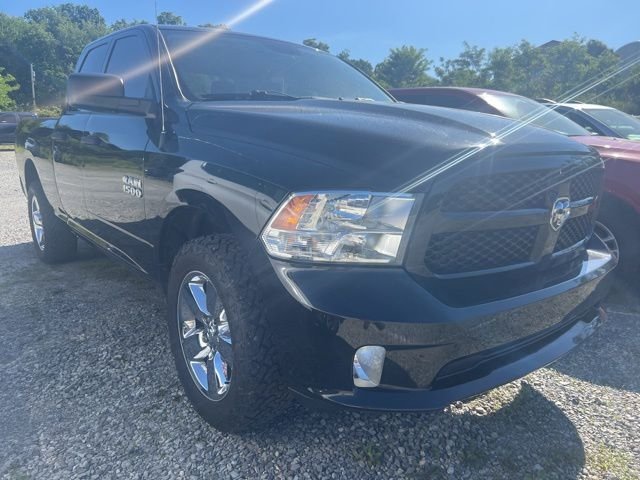 2018 RAM 1500 Express 4x4 Quad Cab 6'4's photo