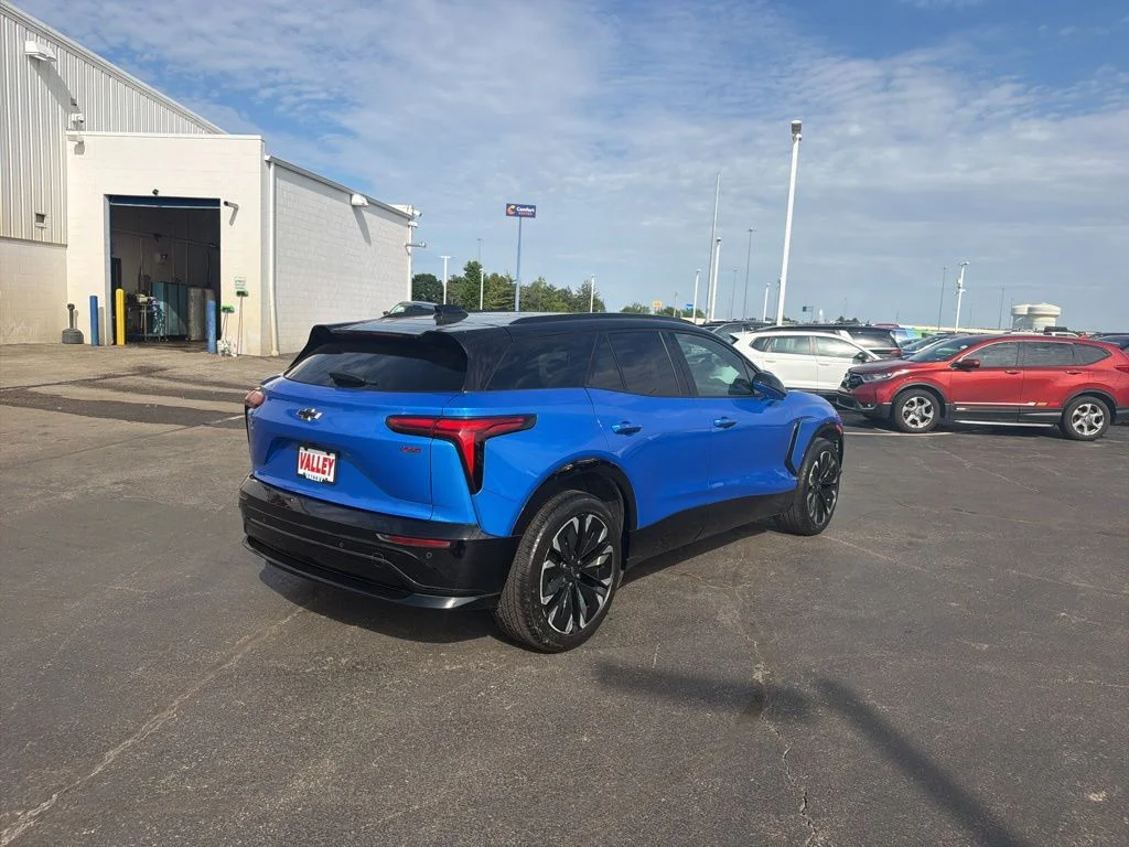 Used 2025 Blue Chevrolet RS image 8